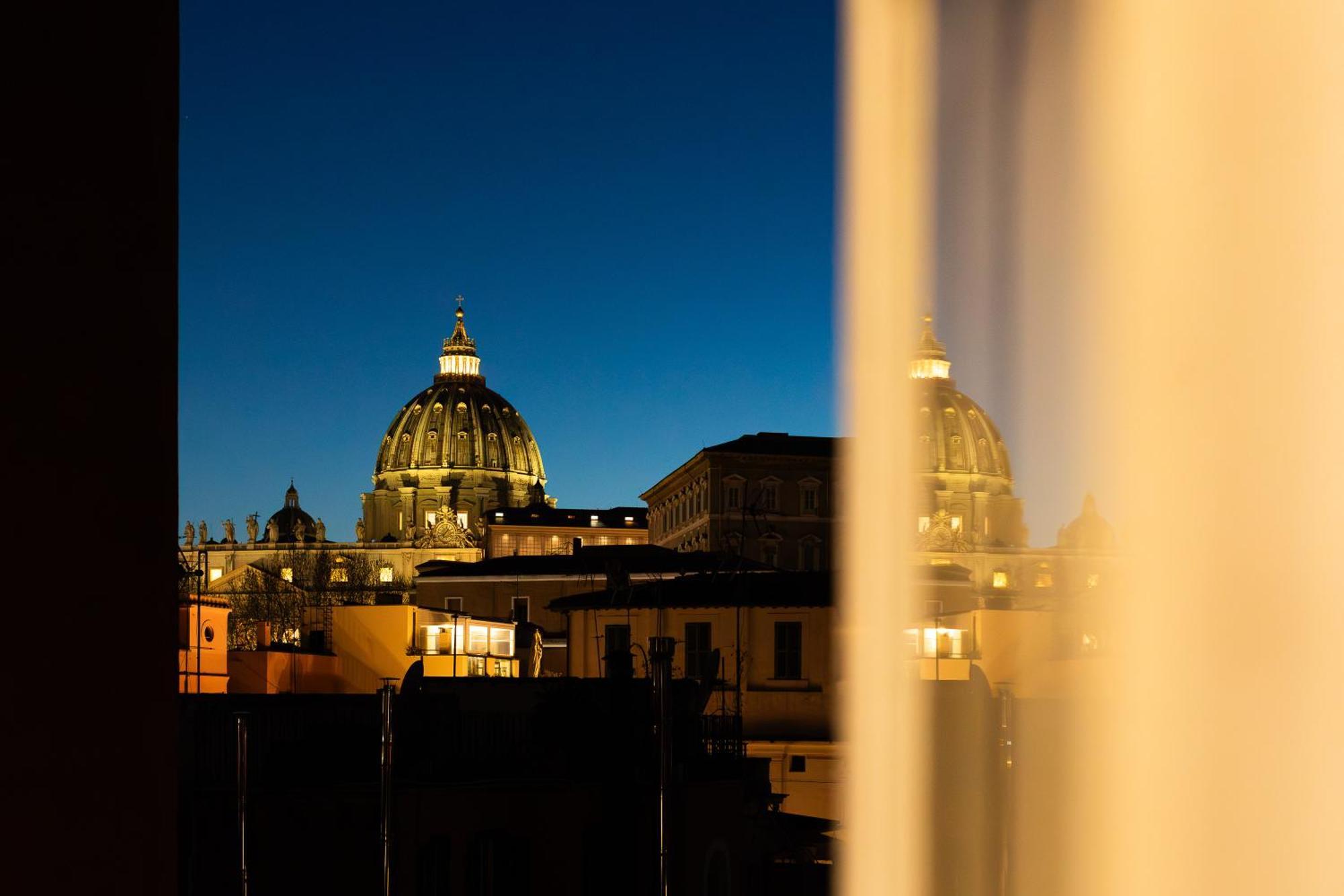 Appartement Penthouse In Exclusive Borgo Pio District à Rome Extérieur photo